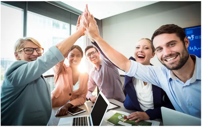 DESARROLLO DE LIDERAZGO EQUIPO DE SOCIOS